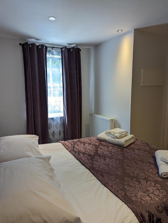 Barley Sheaf, Old Bridge Street En Suite Rooms, Room Only Truro Dış mekan fotoğraf